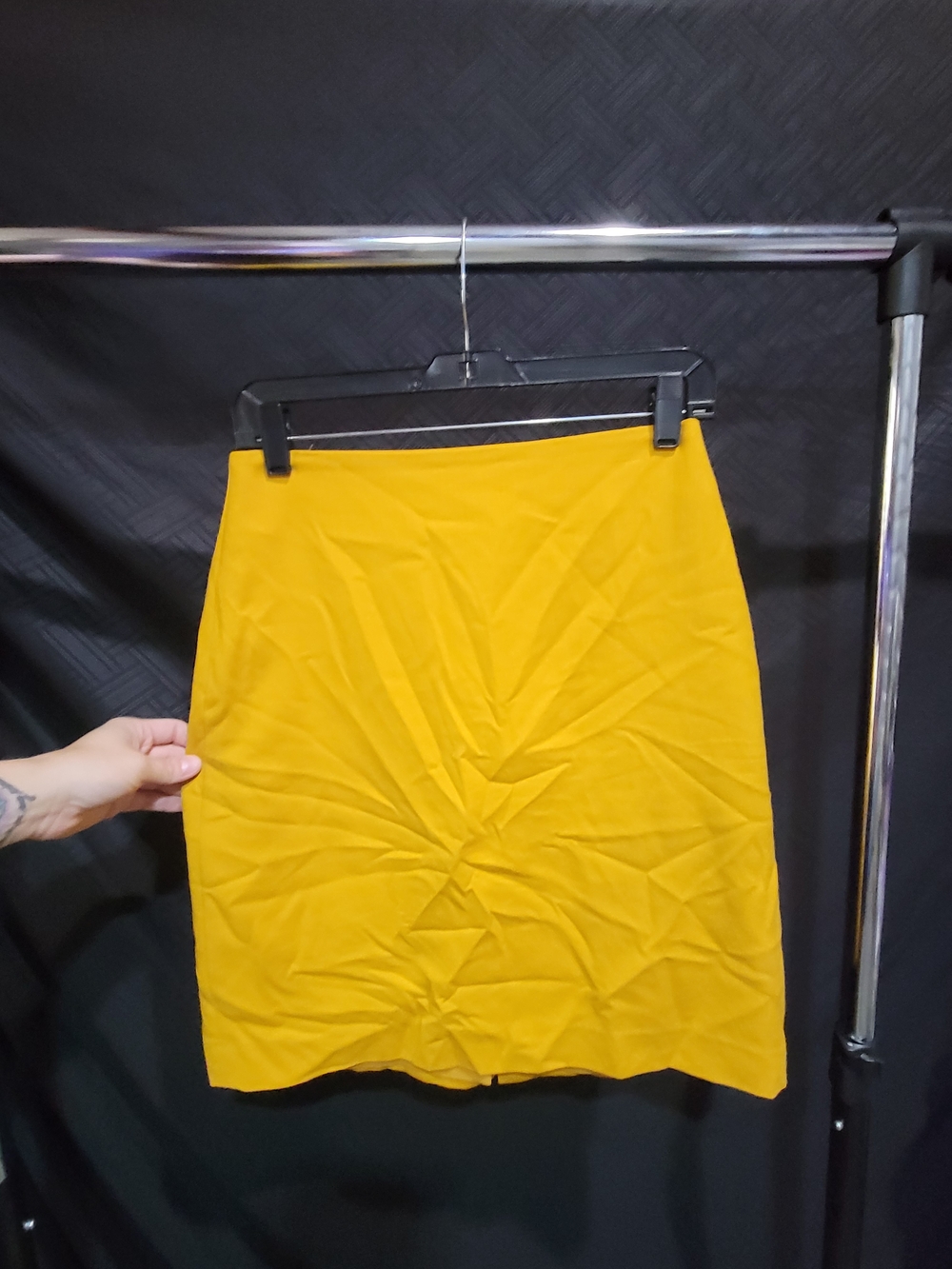 Talbots Women Wool Blend Mustard Yellow Short Skirt Size 10